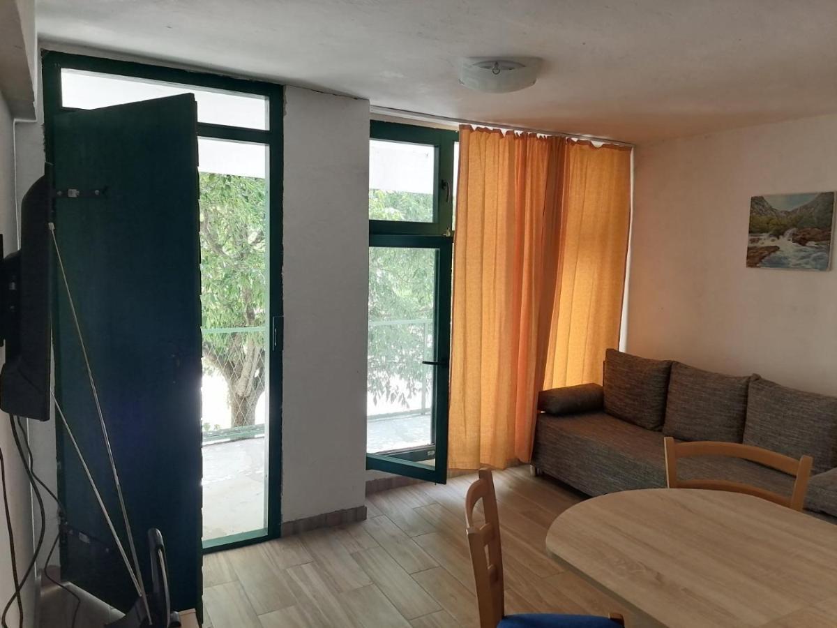 Apartman Milica Golubic  Exterior photo